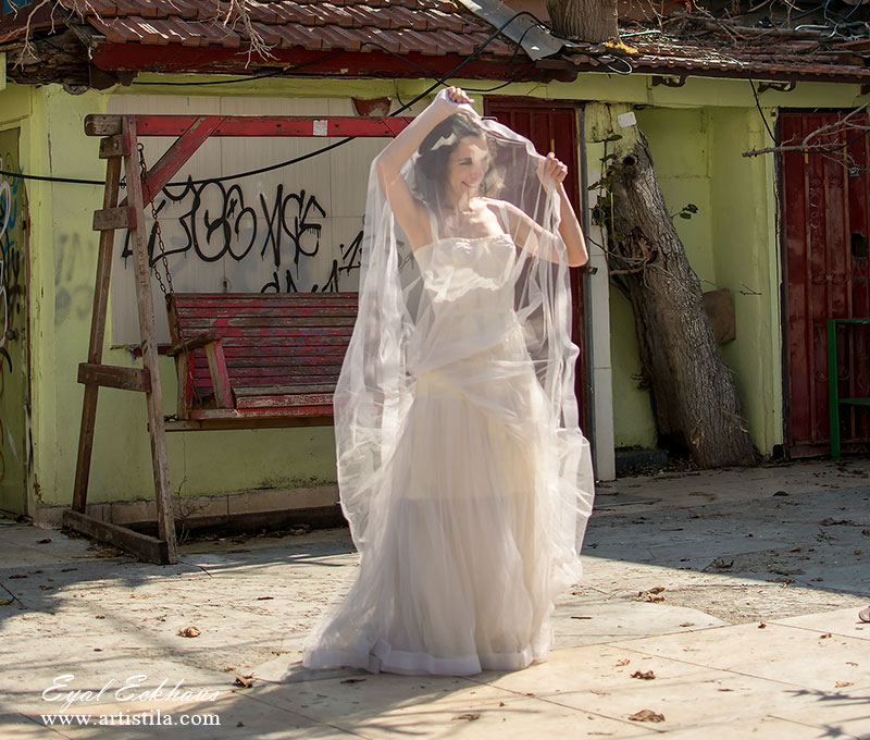 Vintage wedding dress - Maya Antonya