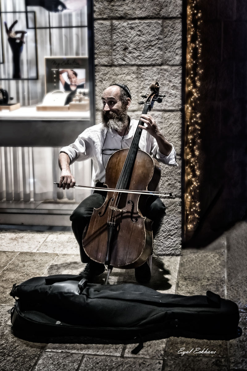 Cello musician